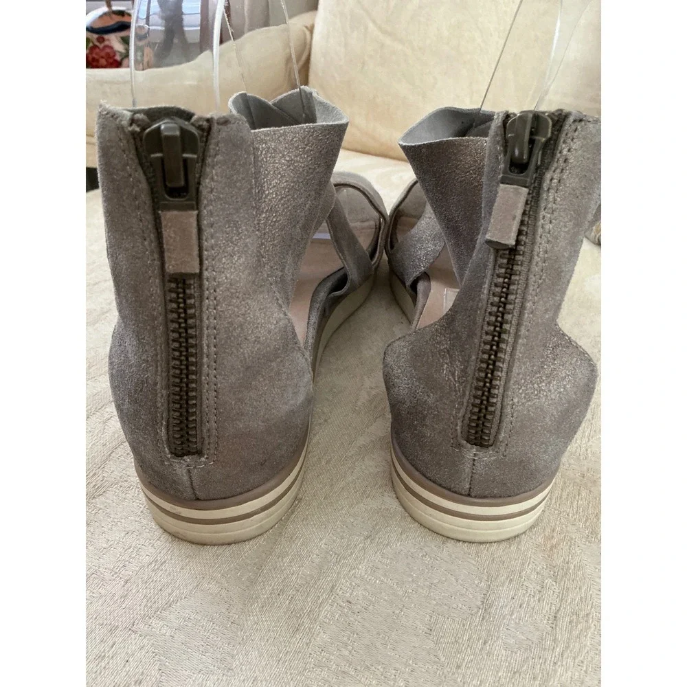 EILEEN FISHER Gold Metallic Sport Platform Sandal Leather Wms crisscross  8.5